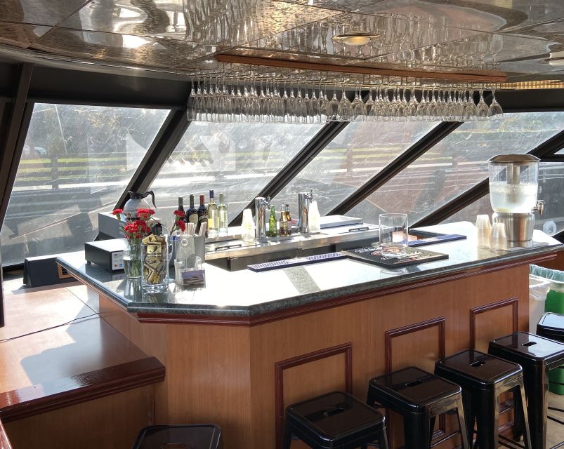 San Francisco: Empress Yacht July 4th Fireworks Party Cruise - The 8 pm departure and first hour