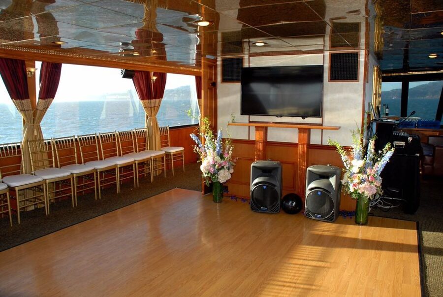 San Francisco: Empress Yacht July 4th Fireworks Party Cruise - What is served from the appetizer trays