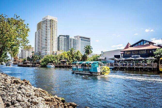 Sandbar Splash and Yacht Tour in Fort Lauderdale - Fort Lauderdale Beach, Las Olas, and the Intracoastal Waterway