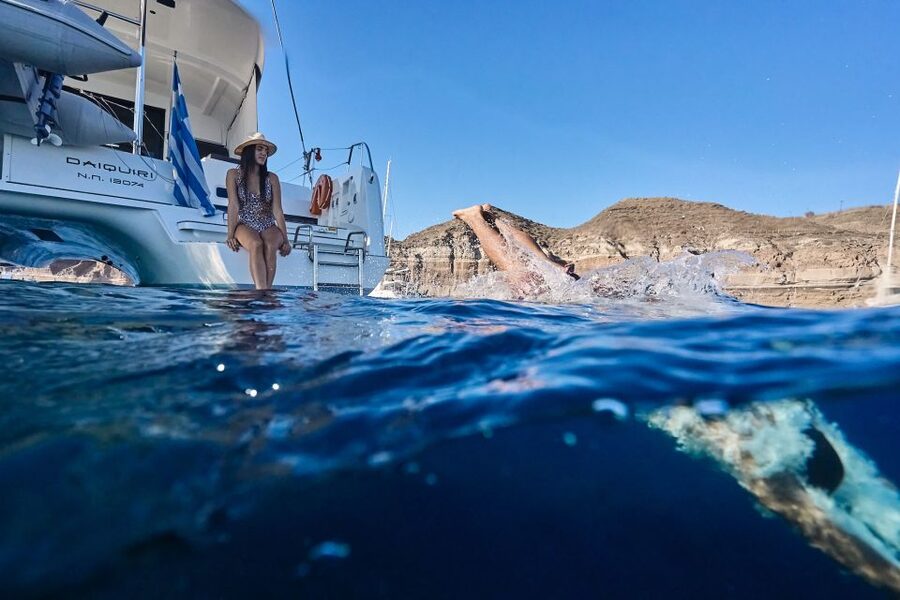 Santorini: Caldera Luxury Catamaran Cruise w/ Meal & Drinks - Nea Kameni and the one-hour stop