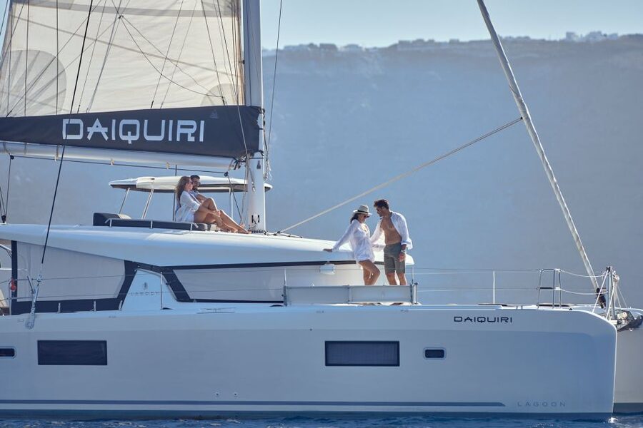 Santorini: Day Luxury Catamaran Cruise with Meal & Drinks - Key points to know before sailing