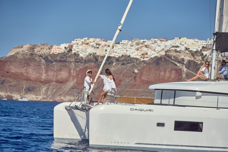 Santorini: Day Luxury Catamaran Cruise with Meal & Drinks - Why this cruise works well for a first Santorini boat day