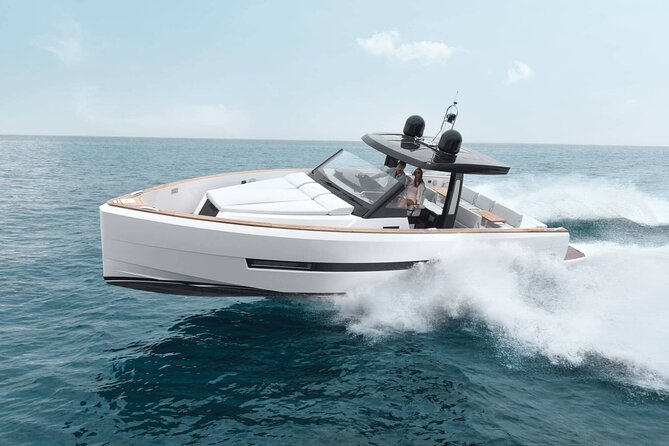 Santorini Private Luxury Yacht Sunset Cruise - A five-hour Santorini evening on the water