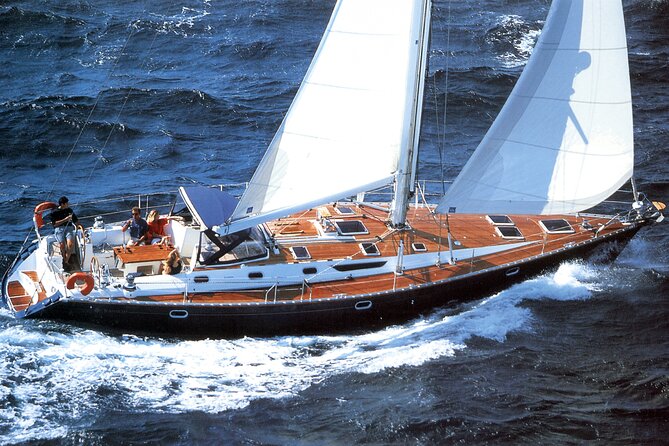 Santorini: Private Sailing Yacht Cruise with Meal and Drinks - Key points to know before sailing