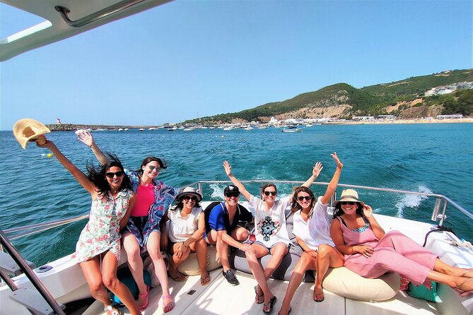 Sesimbra: Private Yacht tour in Arrábida Secret Beaches and Bays - Setting out from Sesimbra