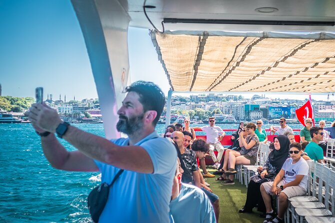 Short Bosphorus Cruise Tour With Hotel Pickup And Audio Guide - Upper deck views versus lower deck comfort
