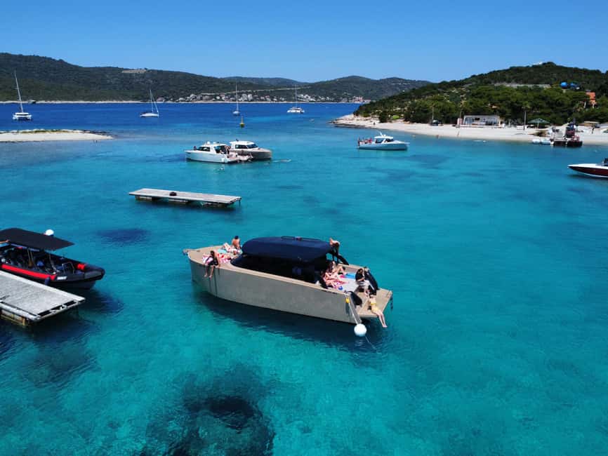 Split: Full-Day 4 Islands Tour by Luxury Boat - The crew and the private-group feel