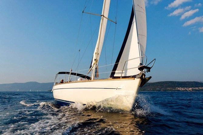 Split: PRIVATE Full-Day Sail Yacht Cruise - Per group (up to 12)! - Milna from 11:30 to 1:30