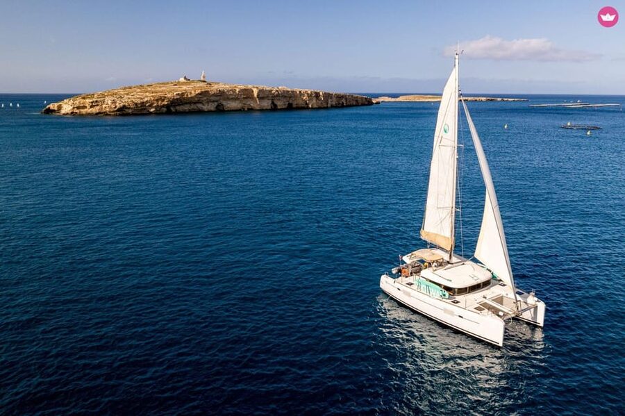 St. Paul's Bay: Half-Day Luxury Catamaran Tour with Drinks - Drinks, snacks, and the practical comforts