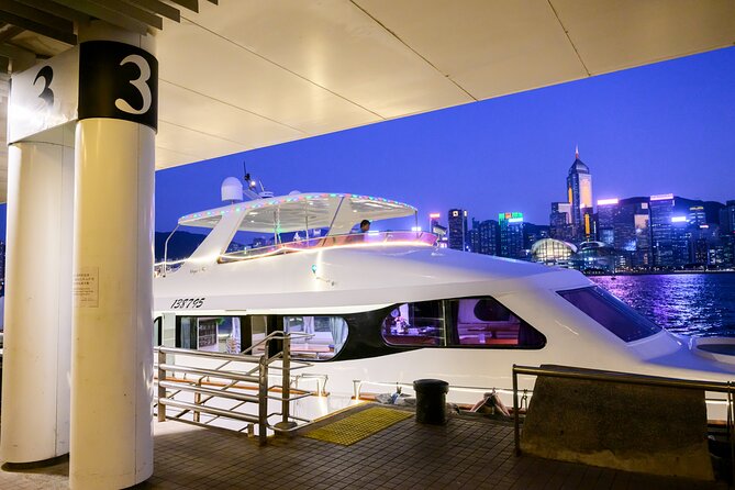 STARLIGHT: Victoria Harbour Night Yacht Tour - The Symphony of Lights: know what to expect