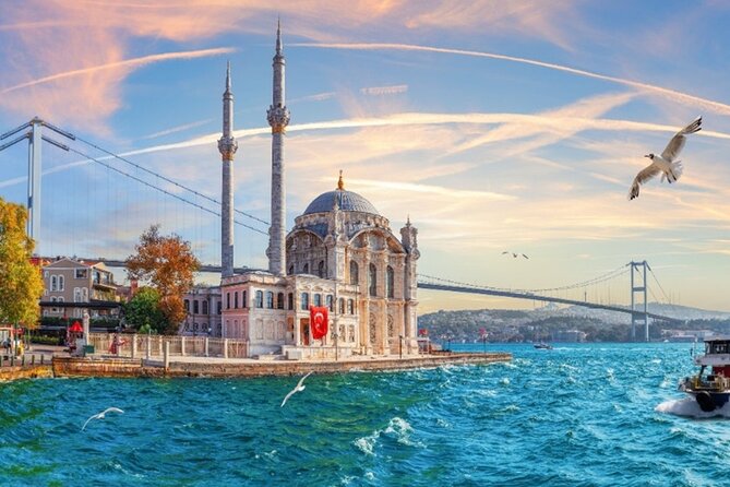 Sunset Bosphorus Yacht Cruise with Golden Horn - Beylerbeyi Palace and the Asian shore