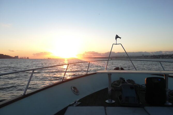 Sunset Cruise Lisbon | VIP Yacht Lisbon Party - Music, Food, and Drinks on Board
