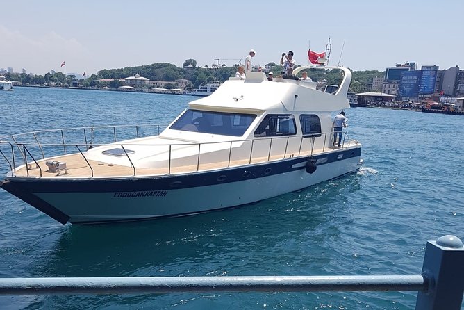 Sunset Cruise on Luxury Yacht in Istanbul Bosphorus - Starting at the Golden Horn and Galata Bridge