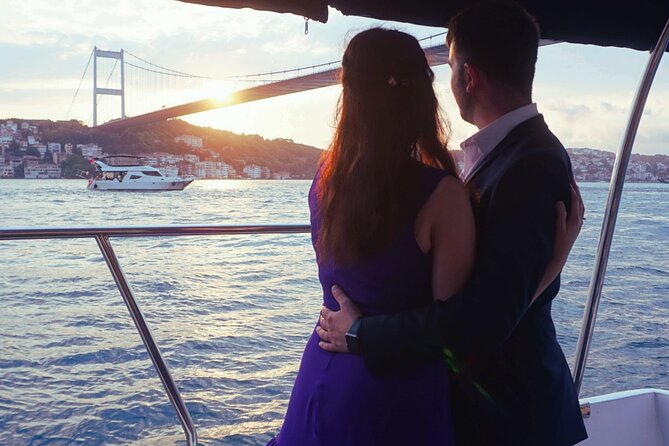 Sunset / Noon Bosphorus Cruise by Private Yacht - Ottoman palaces seen from the water
