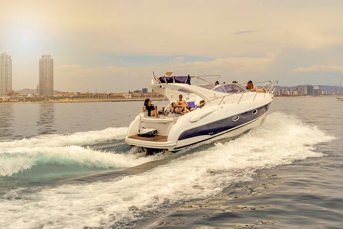 Sunset yacht ride in Barcelona + snacks and drinks - Who will enjoy this Barcelona yacht ride