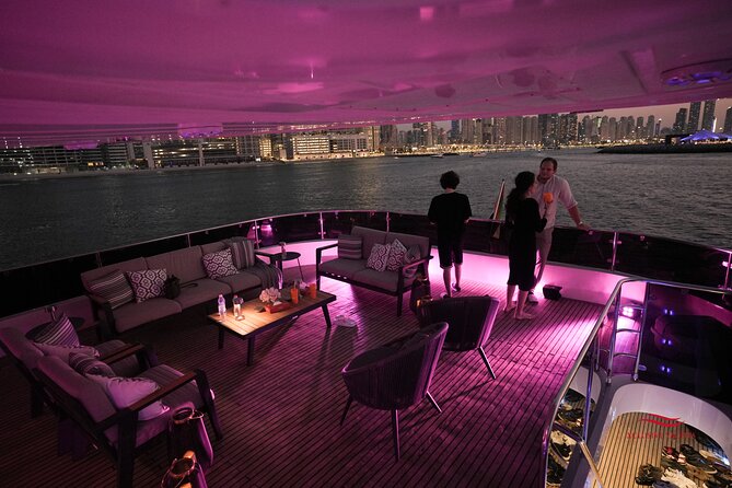 Superyacht Experience in Dubai with Dinner and Live Music - Is $126 a fair price?
