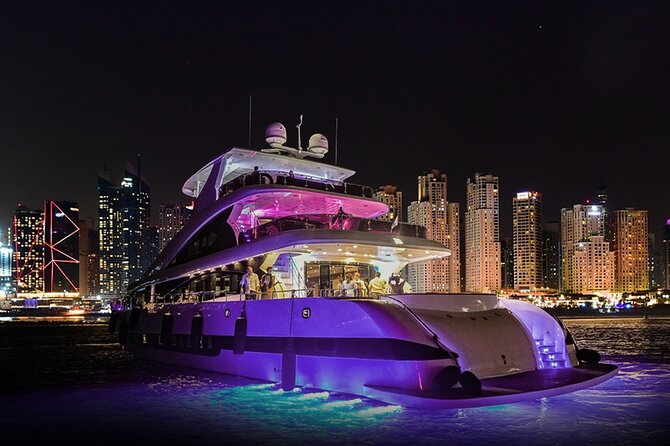 Superyacht Experience in Dubai with Dinner and Live Music - BBQ dinner, pasta, and unlimited drinks