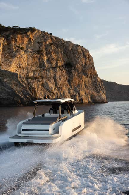 Taormina: unforgettable yacht private tour experience - Starting at Giardini Naxos and Villagonia Bay
