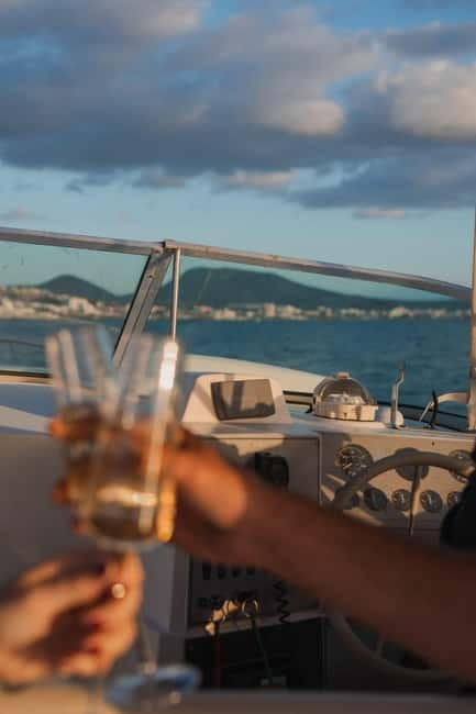Tenerife: VIP 3 hour Private Luxury Boat Charter Experience - Reading Tenerife’s volcanic coast from the water
