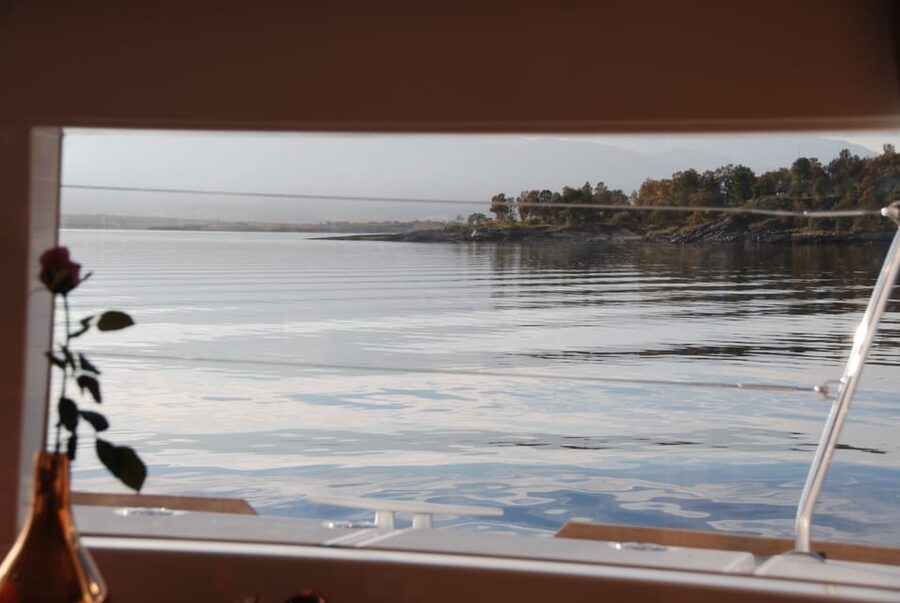 Tromsø: Fjord and Islands Luxury Catamaran Cruise - Fishing turns a sightseeing trip into an activity