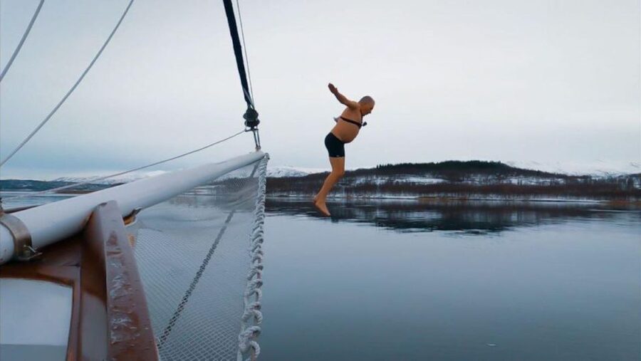 Tromsø: Luxury Polar Fjord Cruise w/ Hot Tub & Polar Plunge - What the four-and-a-half-hour schedule feels like