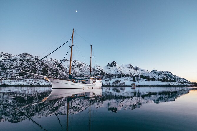 Tromso Luxury Sailing Yacht Polar Fjord Cruise with Lunch - Timing, weather, and practical planning
