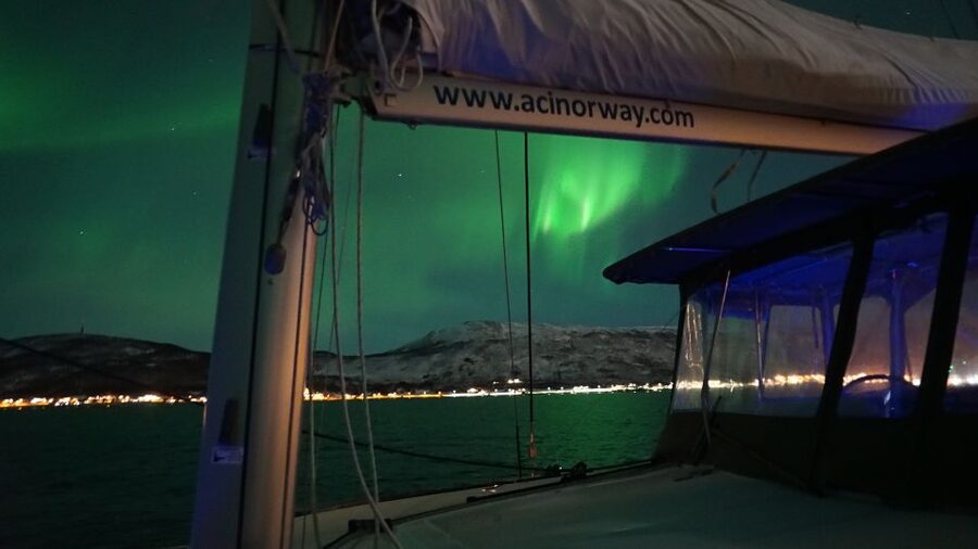 Tromsø: Northern Lights Luxury Catamaran Cruise - What the three-hour route feels like