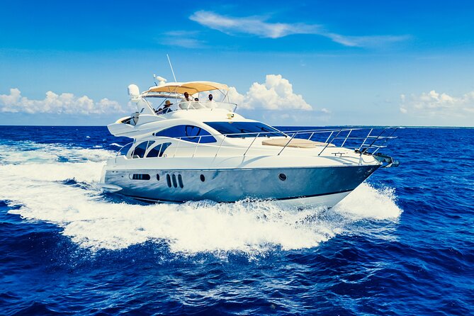 Tulum All Inclusive 4h – Luxury 58' Azimut Yacht - Chef Brenda’s lunch and the premium open bar