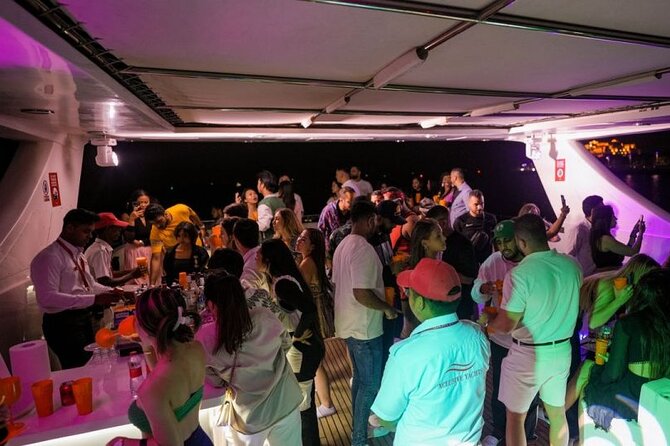 Ultimate Dubai Marina Yacht Party with BBQ, Drinks & DJ - Music, dancing, and the social mood