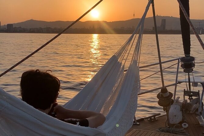 Unique 2 masts Classic Sailing Yacht in Barcelona - Crew service and communication