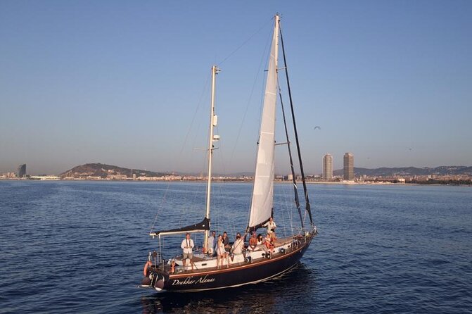 Unique 2 masts Classic Sailing Yacht in Barcelona - The yacht, space, and onboard comfort