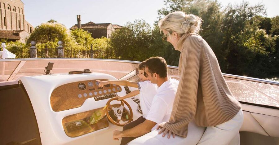 Venice: Sunset Yacht Experience - Key points to know before you book