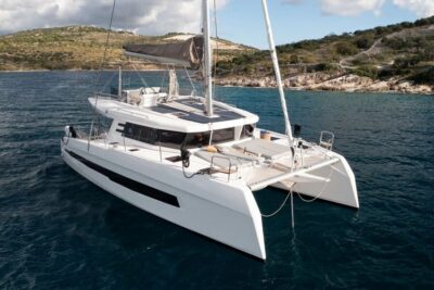 Vilamoura: Algarve Half-Day Private Catamaran Charter