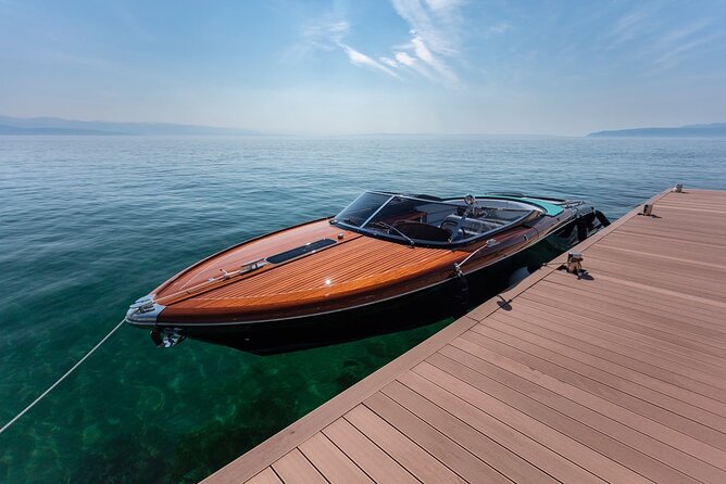 VIP Private Luxury Boat Tour - Riva Aquariva Yacht Venice - Lido and La Certosa show Venice away from the center