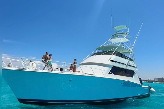 VIP YACHT up to 28 passengers - Isla mujeres snorkel - A Private Catamaran Instead of a Shared Excursion