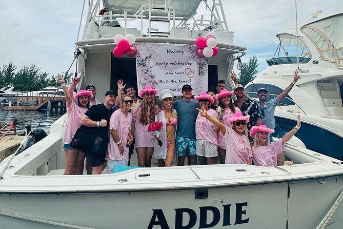 VIP YACHT up to 28 passengers - Isla mujeres snorkel - Reaching Isla Mujeres and Playa Norte
