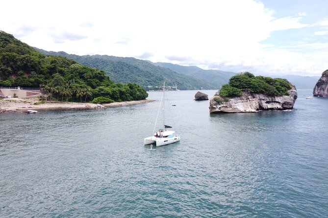 Visit Private Beaches around Puerto Vallarta in a Private Yacht - Who gets the most value from this boat trip