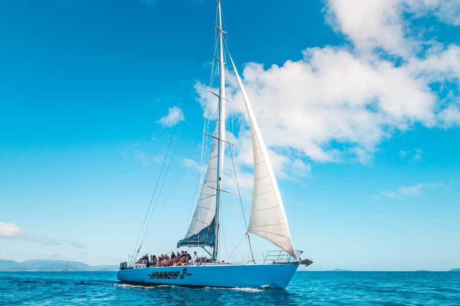 Whitsundays: 2-Day, 2-Night Maxi Yacht Sailing Adventure - One last snorkel or bushwalk before Airlie Beach