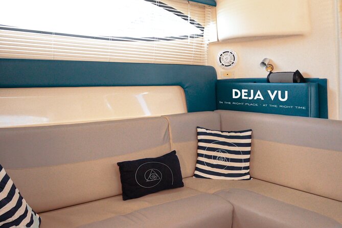 Yacht Carver - Luxury Private Yacht Tour - Who will get the most from this private charter