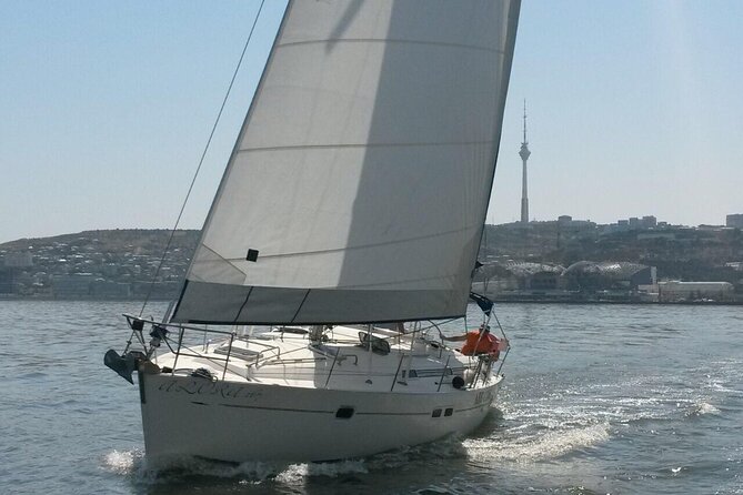 Yacht Charter in Baku - What one hour on the Caspian Sea can include