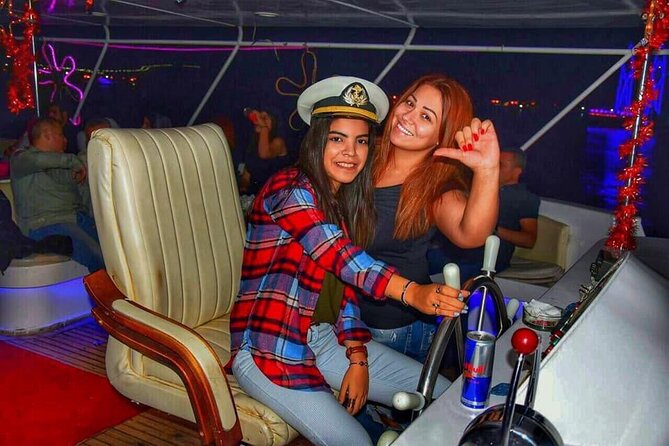 Yacht Cruise with Dinner & Oriental Show - Sunset on the Red Sea from 6 pm