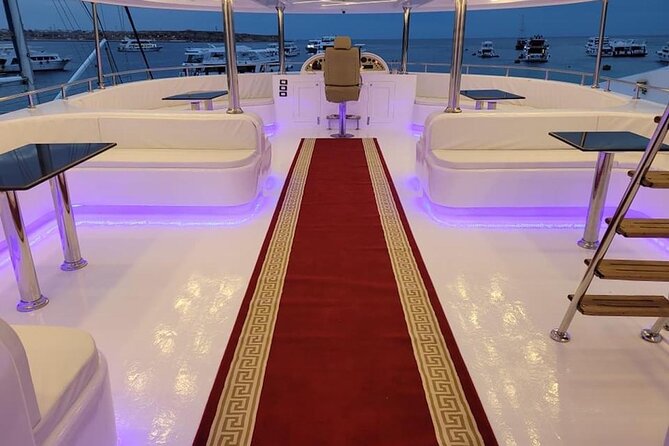 Yacht Cruise with Dinner & Oriental Show - Should you book the Sharm el Sheikh yacht dinner cruise?