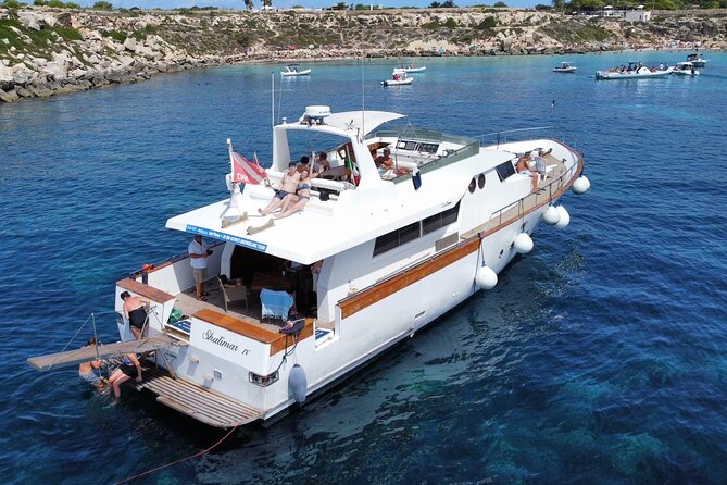 Yacht excursion Shalimar IV - Swimming and snorkeling at Favignana