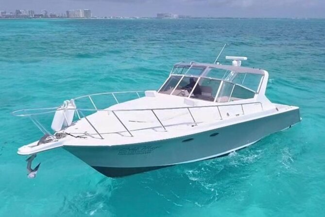 Yacht experience in Cancun: cruise, swim and sunset views - Leaving Sunset Marina for the lagoon
