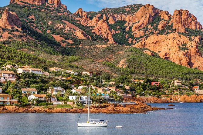 Yacht Me Up – Private All-Inclusive Cannes Sailing Fever - Food, drinks, and the all-inclusive promise