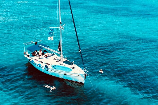 Yacht Me Up – Private All-Inclusive Cannes Sailing Fever - The Lérins Islands and the best swimming time