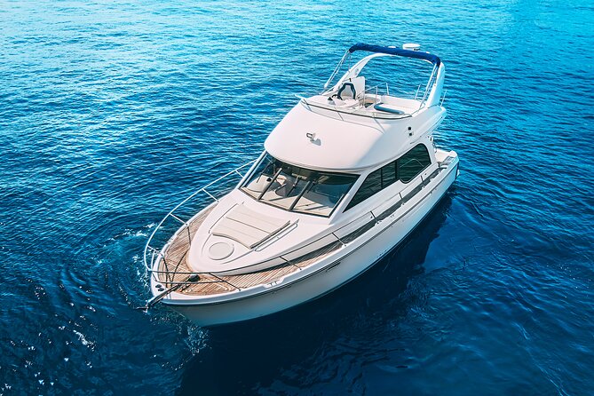 Yacht Meridian 40FT Best Private Rental in Cancun - Who will get the most from this charter