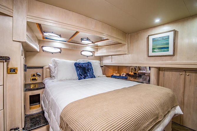 Yacht rental charter in Marina del Rey - 60' CARVER - Best Uses: Family Days, Celebrations, and Evening Cruises