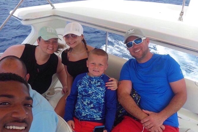 Yacht tour with local guide & snorkeling activities - What the crew adds to the experience