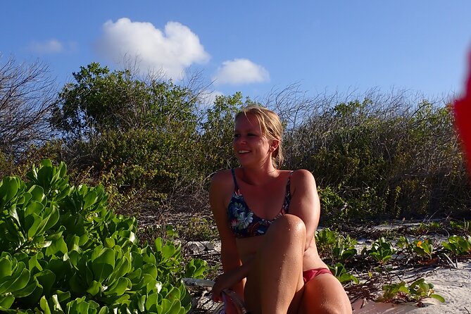Yacht tour with local guide & snorkeling activities - Who will enjoy this Bonaire yacht tour